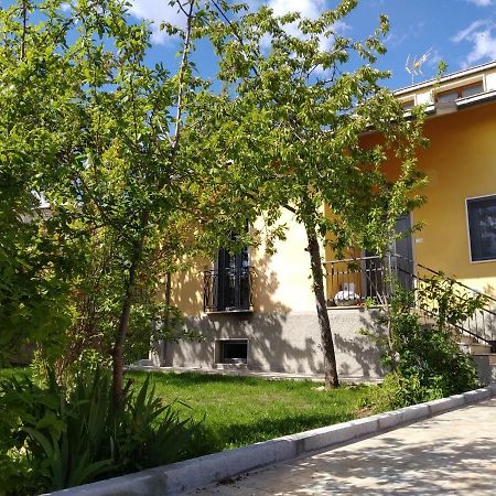 B&B A casa di Emy Barisciano Bagian luar foto
