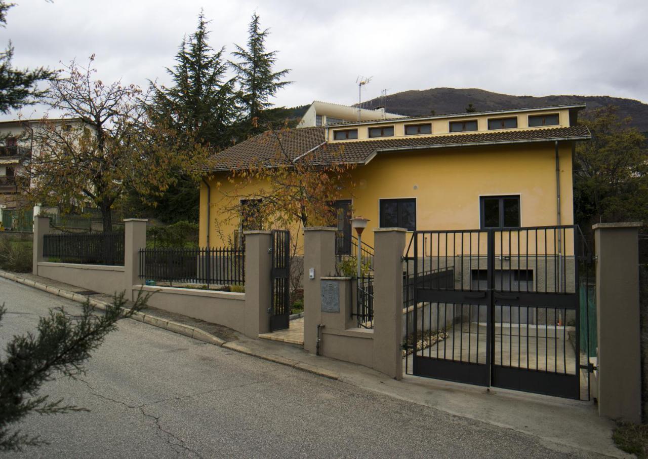 B&B A casa di Emy Barisciano Bagian luar foto