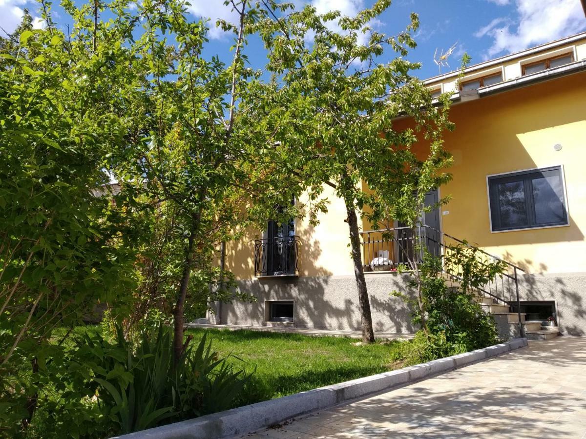B&B A casa di Emy Barisciano Bagian luar foto